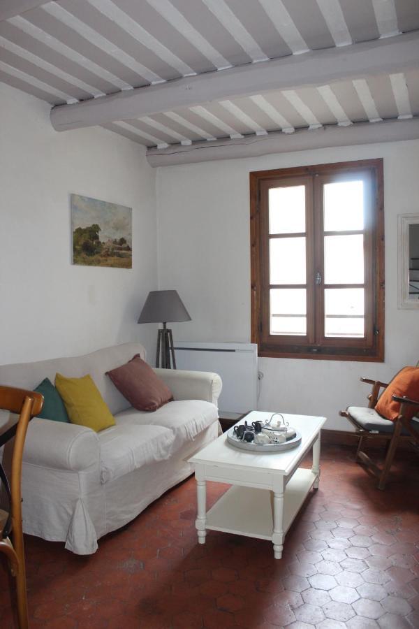 Ferienwohnung Duplex En Plein Centre LʼIsle-sur-la-Sorgue Exterior foto