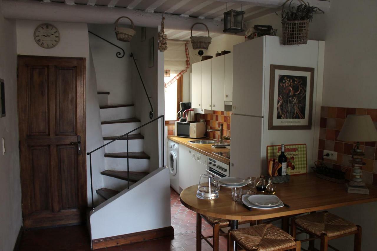 Ferienwohnung Duplex En Plein Centre LʼIsle-sur-la-Sorgue Exterior foto